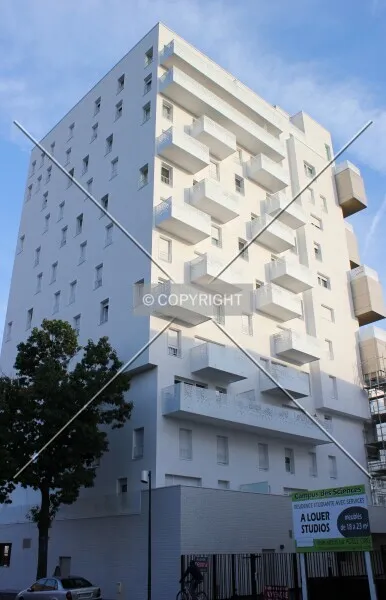999-176-686
