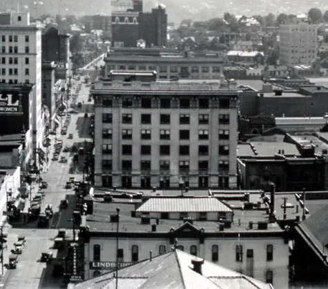 View from the south along Jefferson Street