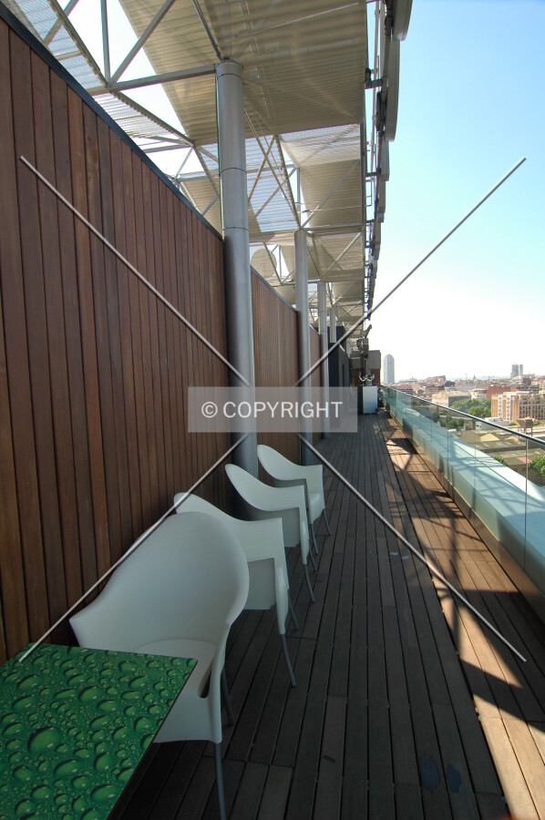 Solarium on the top of the buildign