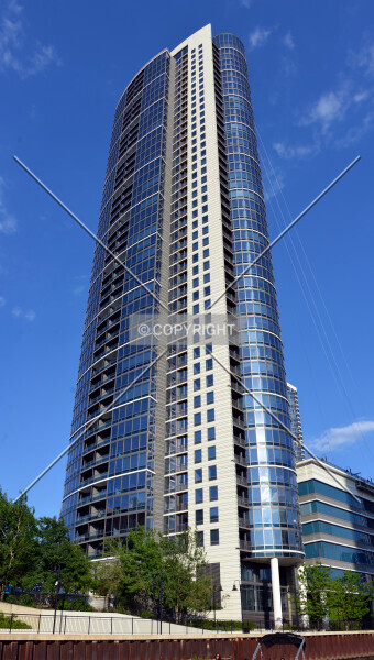 Photo 999-793-370