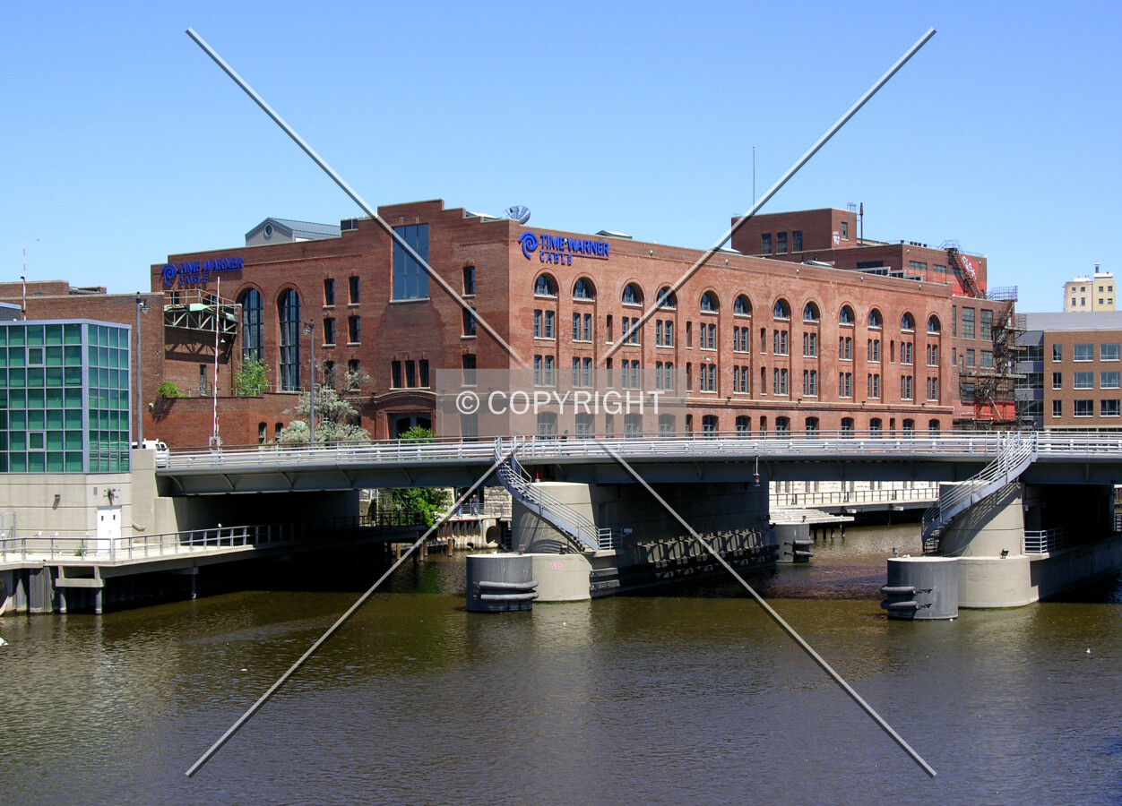 From West Juneau Avenue to the south