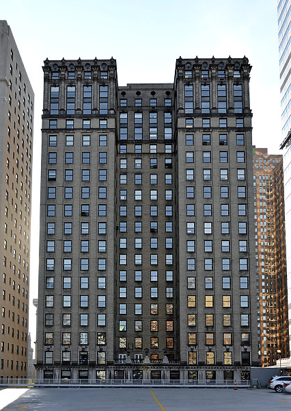187-688-021