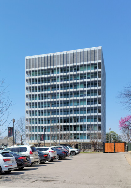 International Plaza