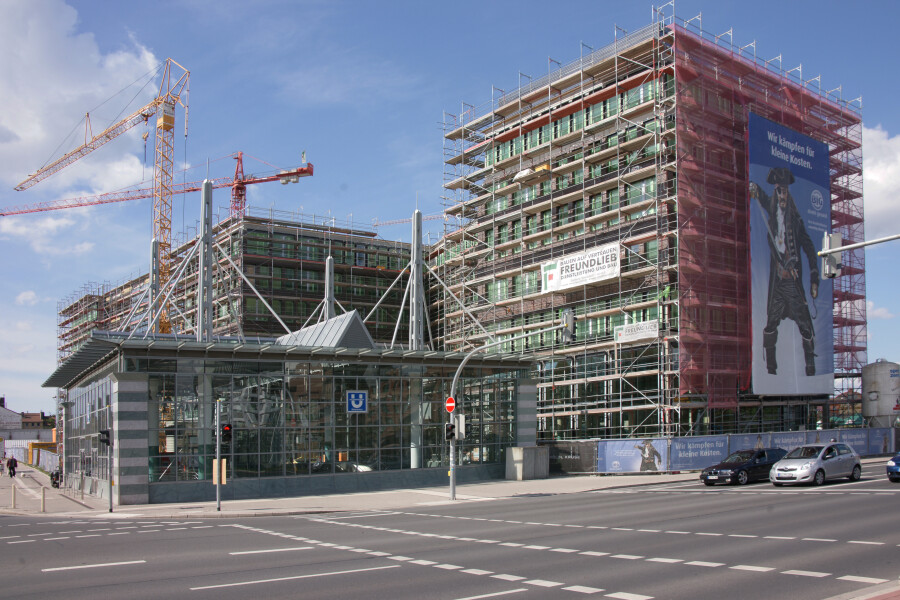 Rheinische Straße 1