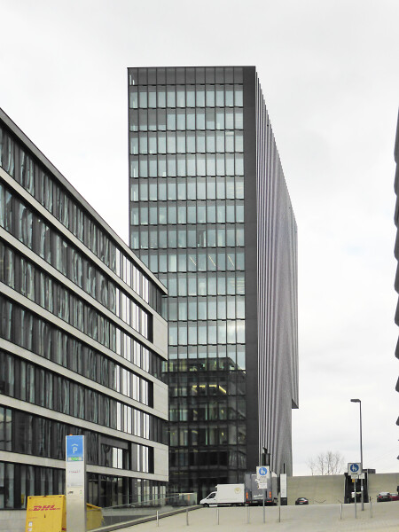 Büroturm Speditionsstraße