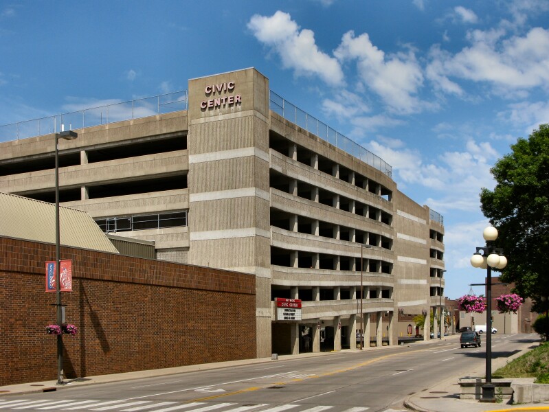 Ray Wachs Civic Center Parking Ramp