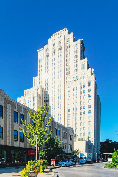 Park Plaza Apartments