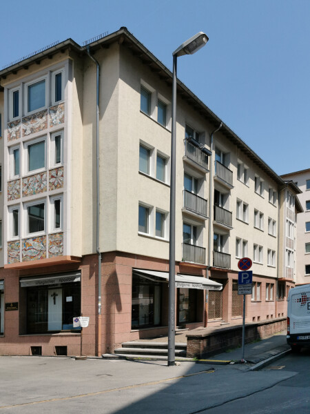 Domplatz 8-10