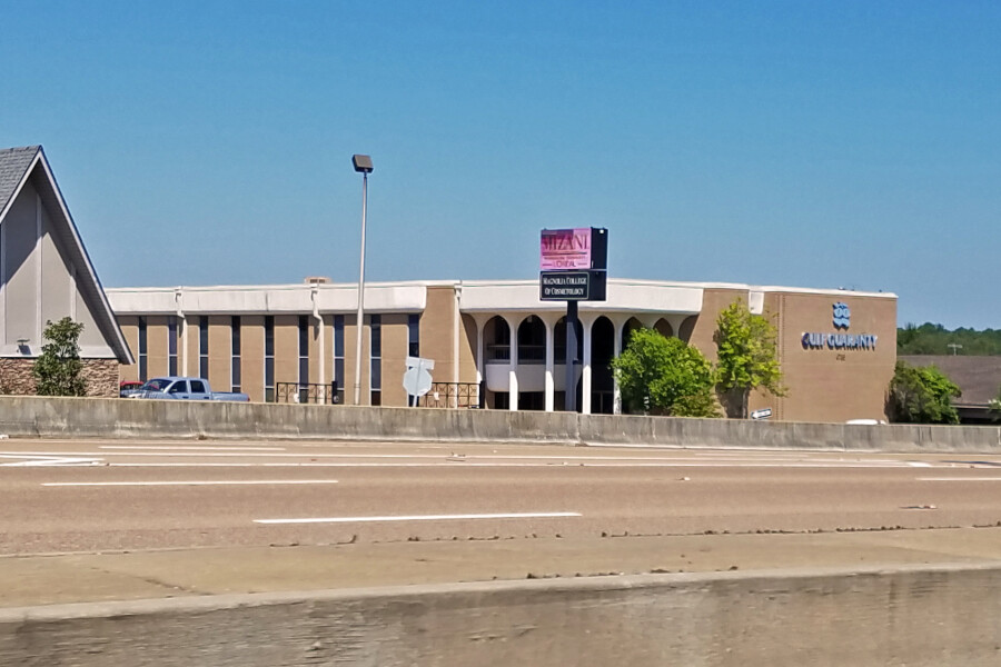4785 I-55 North Frontage Road