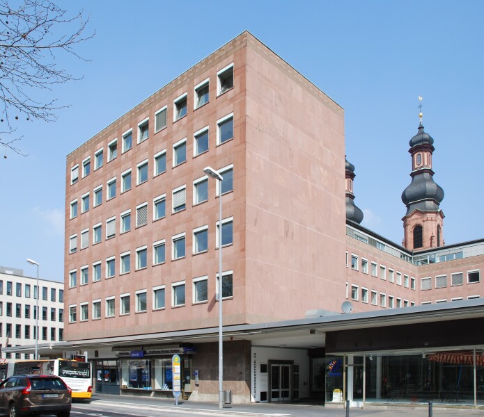 Flachsmarktstraße 36