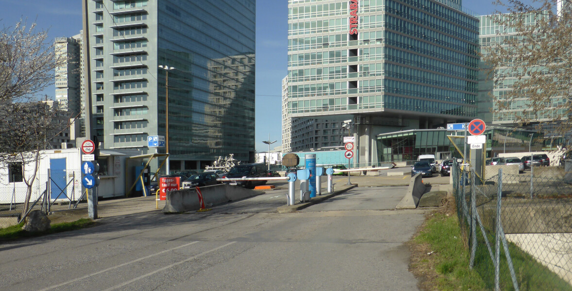 Apcoa-Parkplatz