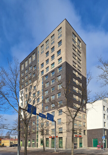 Kirvesmiehenkatu 2