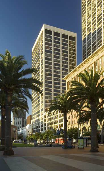 One Market Plaza, Steuart Tower