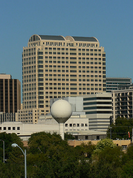 300 West Sixth Street