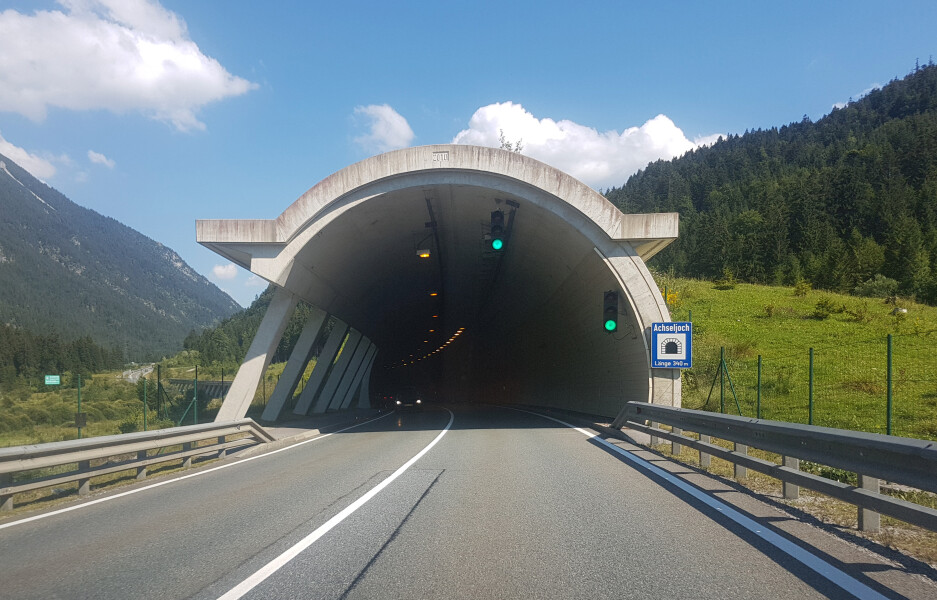 Achseljoch-Tunnel