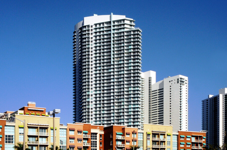 Quantum on the Bay North Tower