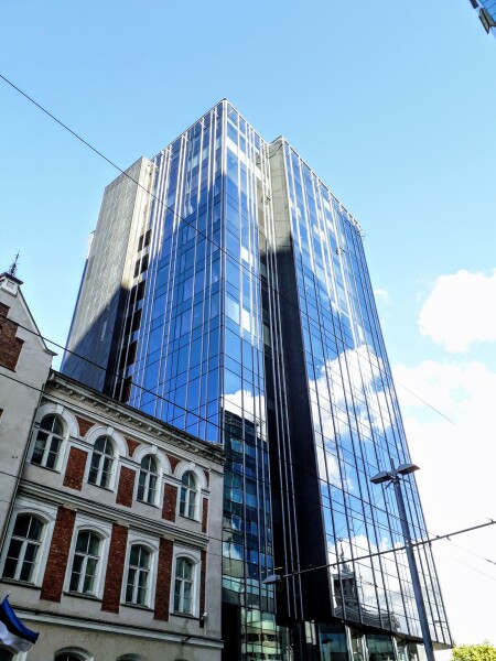 Novira Plaza