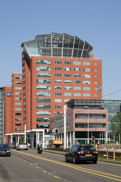 AXA