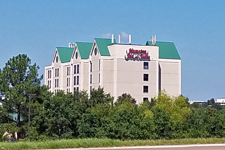 Hampton Inn & Suites Jackson - Coliseum
