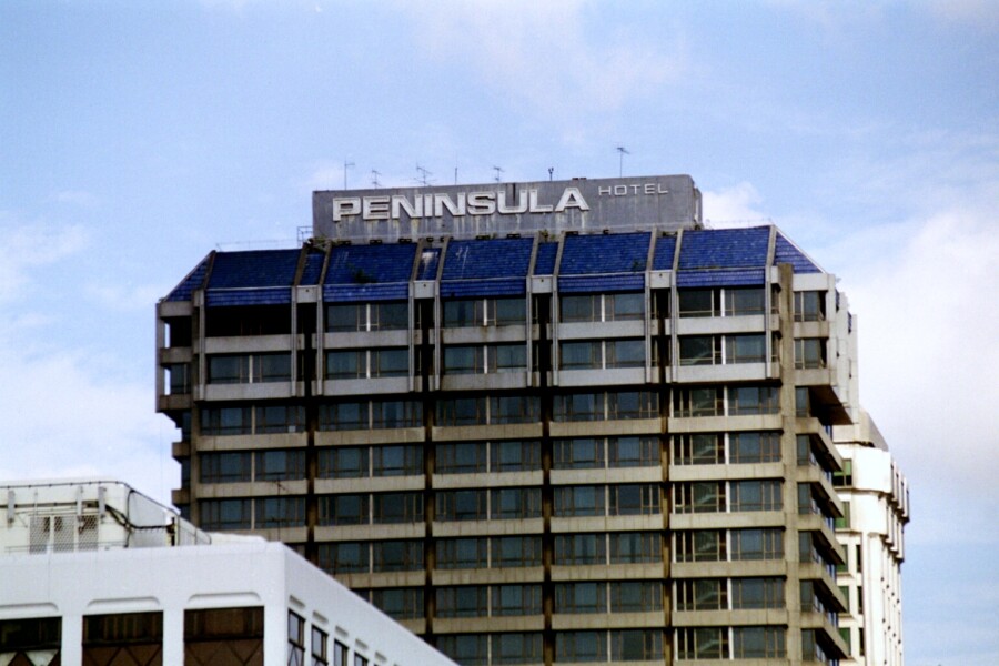 Peninsula Hotel / Shopping Centre