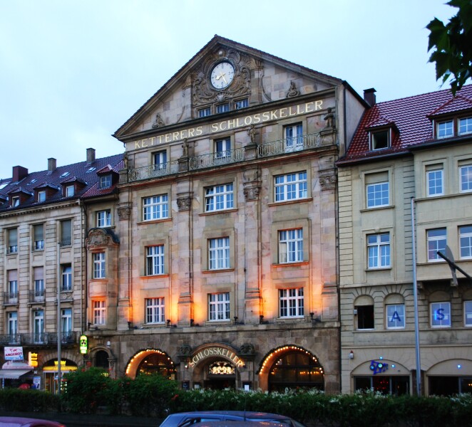 Bahnhofsplatz 3