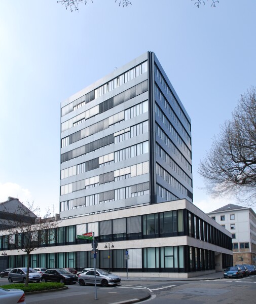 Kaiser-Friedrich-Straße 7