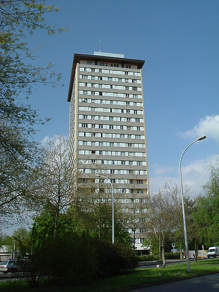 973-105-104