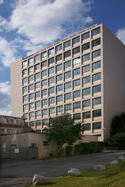 Hochhaus Rheinlanddamm 201